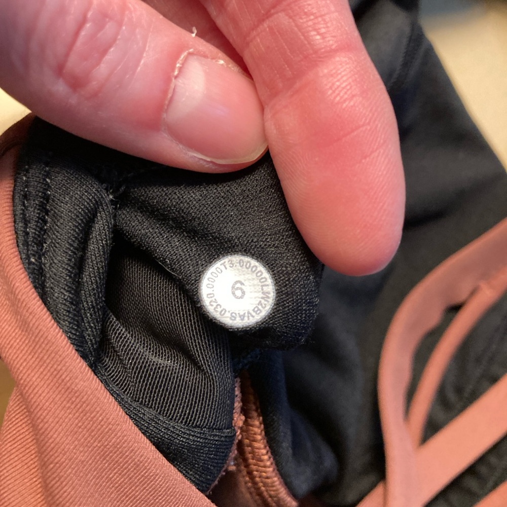 Lululemon Free to Be Elevated Bra *Light Support, DD/DDD(E) Cup in Smoky Red - Picture 14 of 16